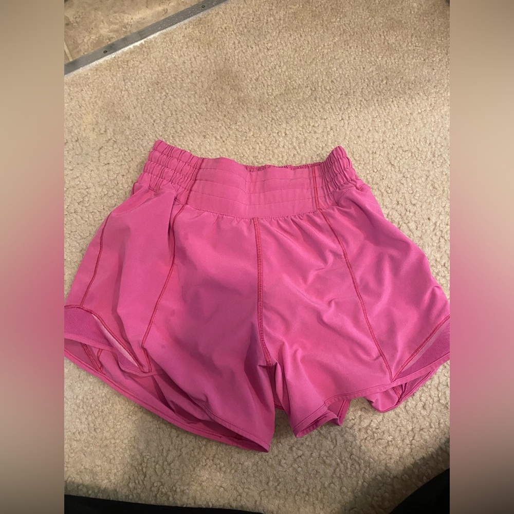 lululemon sonic pink hotty hot 4” shorts, size 2